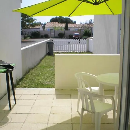 Charmante Maison Avec Jardin, Proche Commerces Et Plages, Wifi Inclus - - Fr-1-246a-350